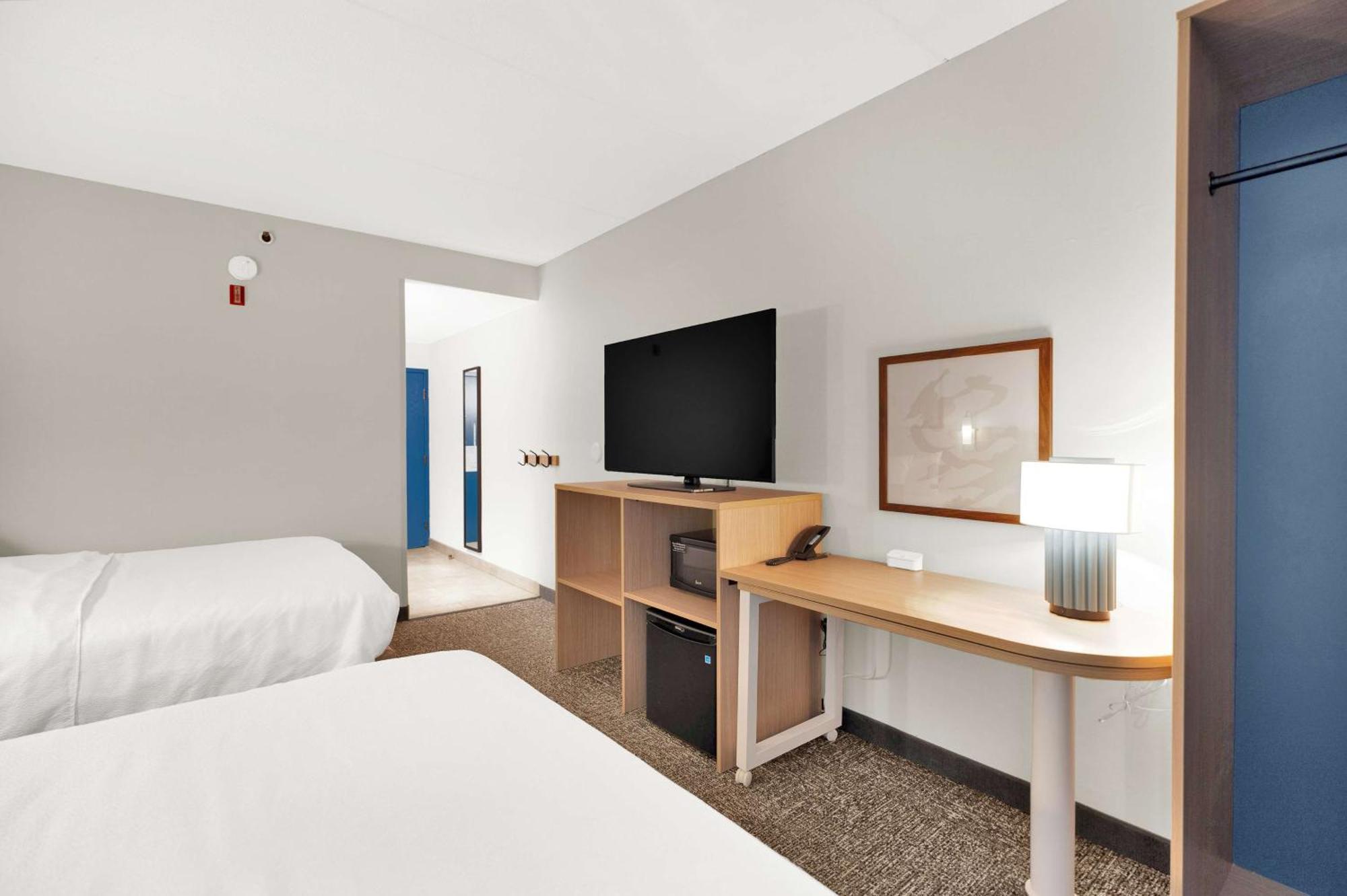 Spark By Hilton Plymouth Exteriör bild